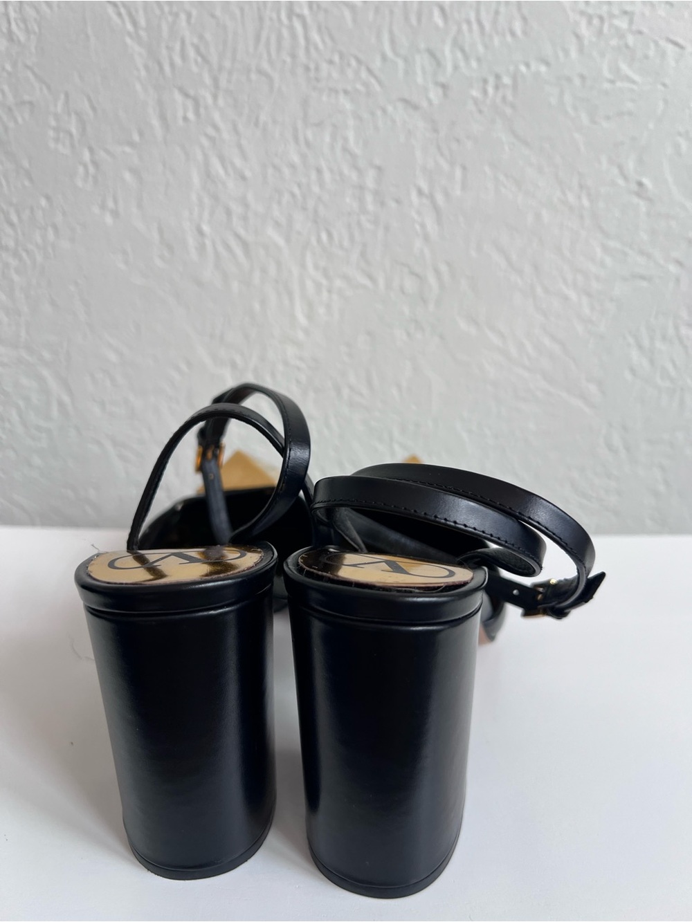 Valentino Garavani One Stud Black Patent Leather Slingback Pumps 37.5 US 7.5 - Picture 9 of 16